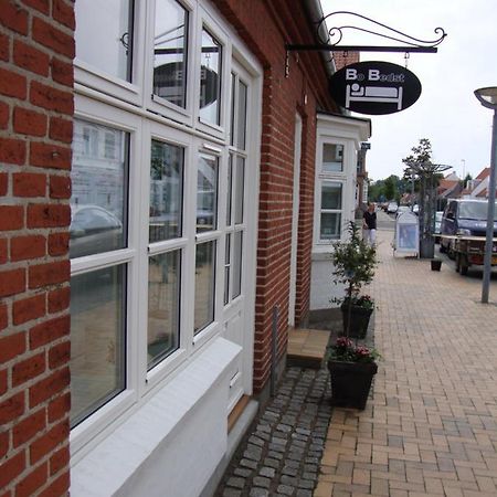 尤尔斯明讷Bo Bedst Juelsminde住宿加早餐旅馆 外观 照片